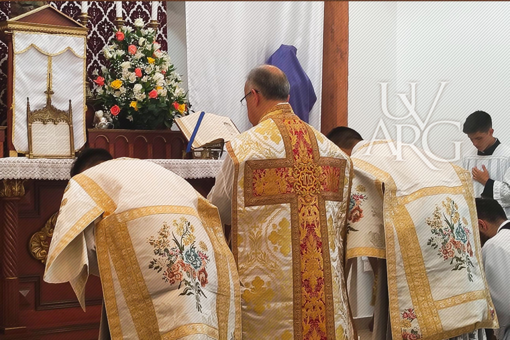 Semana Santa Confinada: procesiones caseras y liturgias online